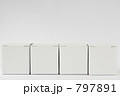 797891
