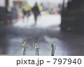 797940
