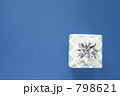 798621