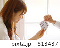813437