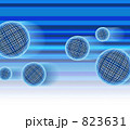 823631