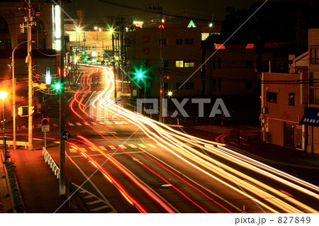 夜景 道路 光跡
