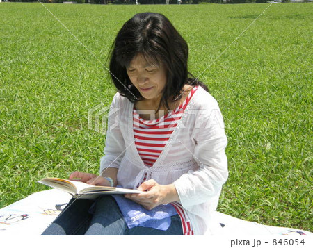 「読書」の写真素材 「読書」の写真素材