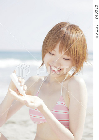 人物 海 女性