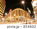 新宿伊勢丹の夜景