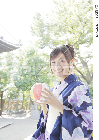 「若い 10代 人物 女性 20代 」の写真素材 「若い 10代 人物 女性 20代 」の写真素材