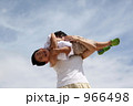 966498