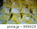 999420