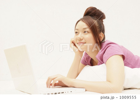 PC パソコン 女性
