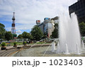 1023403