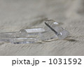 氷柱水晶のビーズ