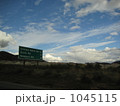 1045115
