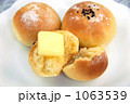 手作りパンのテーブルロール