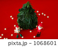 1068601