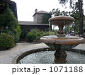 1071188