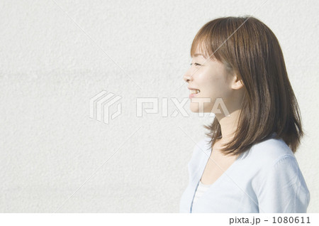 「女性 人物 若い女性 30代 」の写真素材