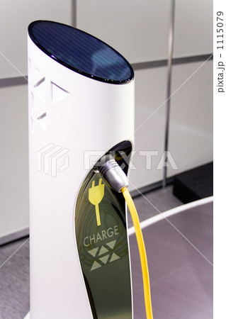 「電気自動車の充電器」の写真素材