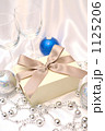 クリスマスにプレゼントをどうぞ。
