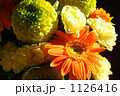 陰影のある花束