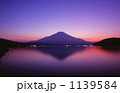 山中湖の夕景