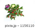 千両と薔薇