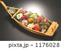 豪華な刺身舟盛り