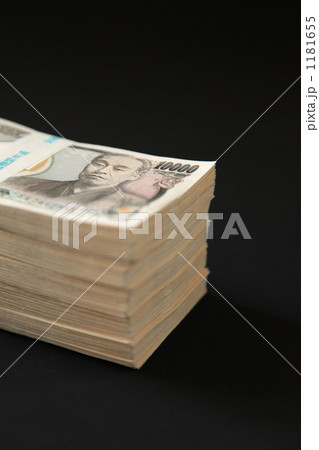 「現金 お札 お金 日本円 」の写真素材 「現金 お札 お金 日本円 」の写真素材