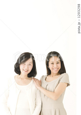 親子 母 女性