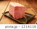 焼肉屋さんの高級霜降り肉
