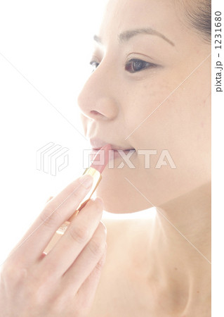 「顔 美容 化粧 ビューティー 」の写真素材 「顔 美容 化粧 ビューティー 」の写真素材