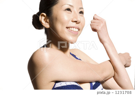 「女性 人物 水着 20代 夏 」の写真素材 「女性 人物 水着 20代 夏 」の写真素材