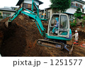 家の出来るまで・駐車場の整地