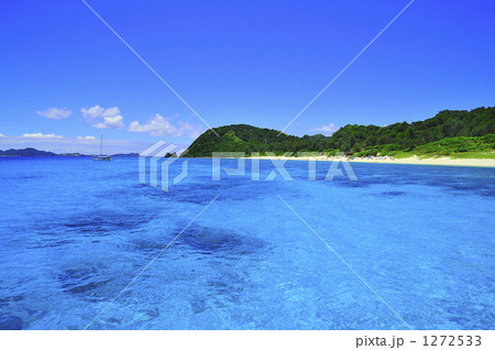 「海 島 海面 gb018_010 ケラマ 」の写真素材 「海 島 海面 gb018_010 ケラマ 」の写真素材