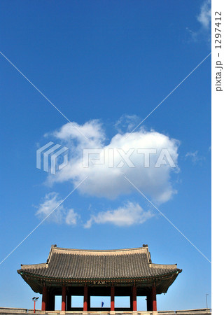 「華城の錬武台」の写真素材 「華城の錬武台」の写真素材