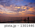 船上の夕景