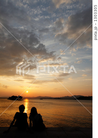 夕日 宍道湖 カップル