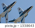 青空に