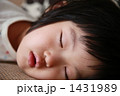 1431989