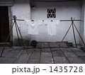1435728