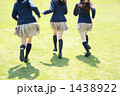 走る女子高生