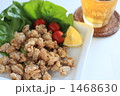 グラスビールとなんこつ揚げ
