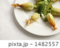 1482557