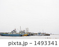 海辺の漁船