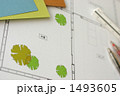1493605