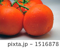 枝付きトマト