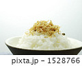 アツアツご飯にちりめん山椒