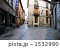 スペインの路地裏から