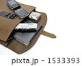 1533393