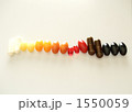 サプリメント カラフル 粒