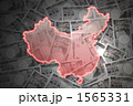 1565331